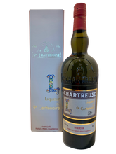 Cargar imagen en el visor de la galería, Chartreuse &quot;Liqueur du 9ème centenaire&quot; Mise 2024
